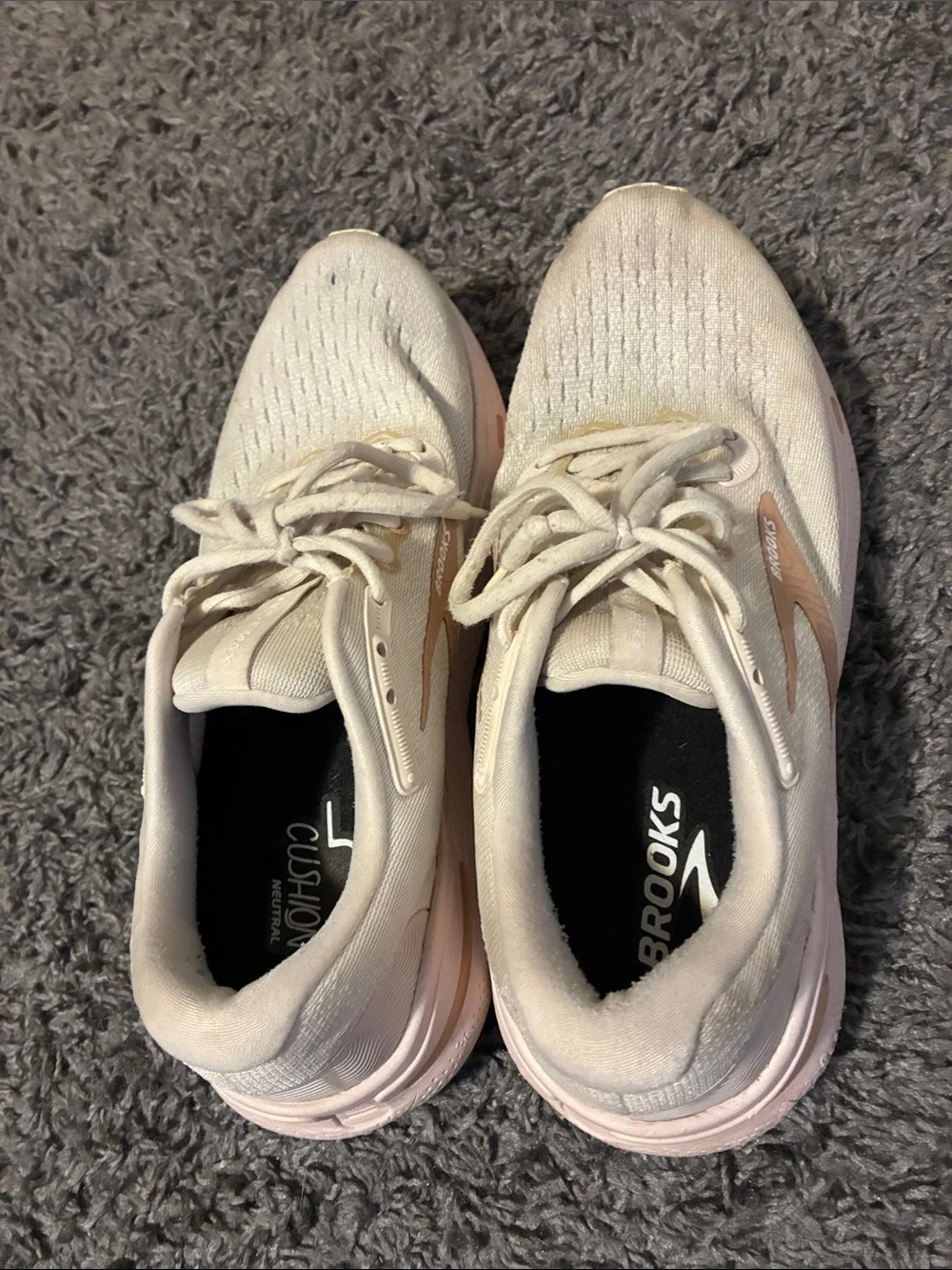 Brooks ghost max